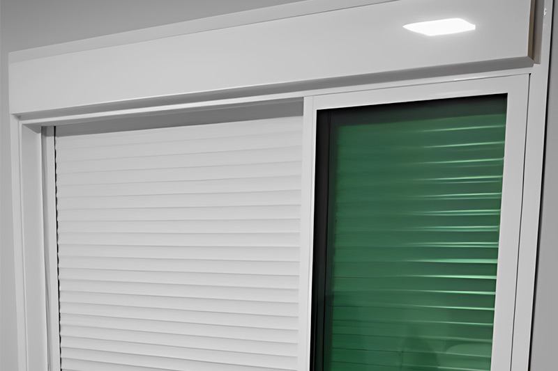 Estorescaixa compacta PVC